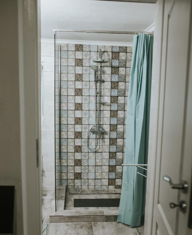 Mateas Apartament Apartman Nagyvárad Kültér fotó